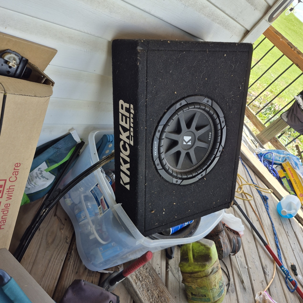 Kickers Black Car Audio Amplifier